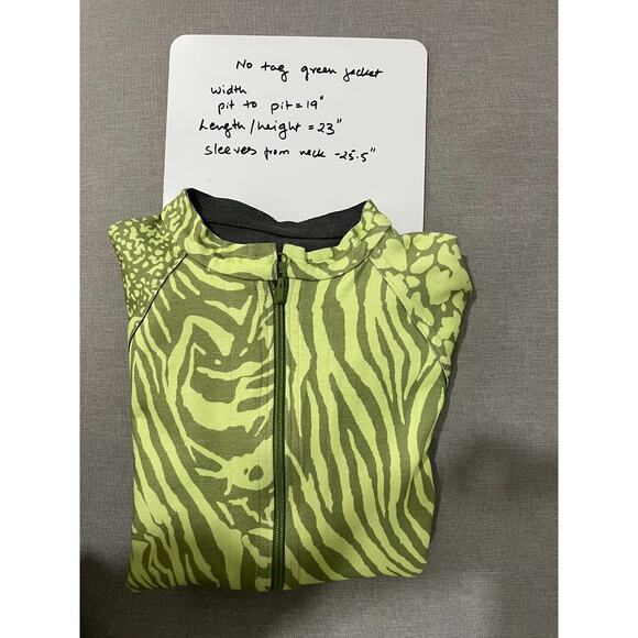 Reversible Green and gray Animal abstract Print Zip Up Flattering Jacket Sz S/M - Picture 7 of 8